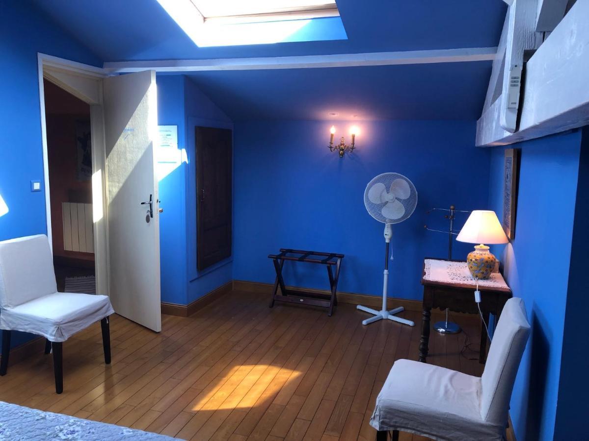 La Petite Provence De Touron Bed & Breakfast Pujols  Exterior photo