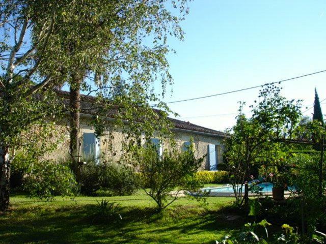 La Petite Provence De Touron Bed & Breakfast Pujols  Exterior photo