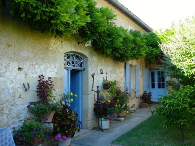 La Petite Provence De Touron Bed & Breakfast Pujols  Exterior photo