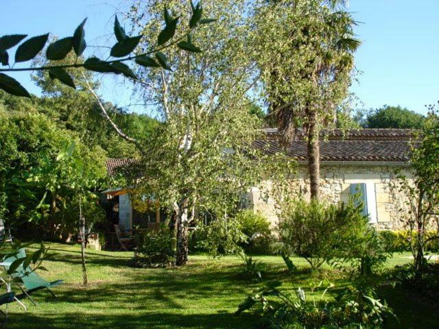 La Petite Provence De Touron Bed & Breakfast Pujols  Exterior photo